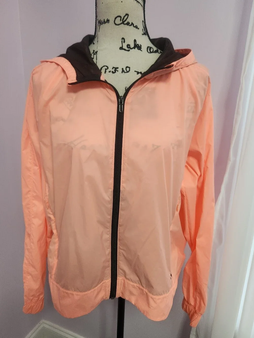 Nwot Under Armour Rain/ Windbraker Jacket Size Large